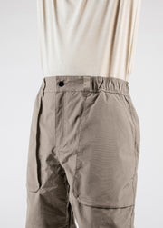 Brown baggy snowboard pant with elastic waistband