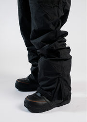 Men's black snowboard bib with hem gusset